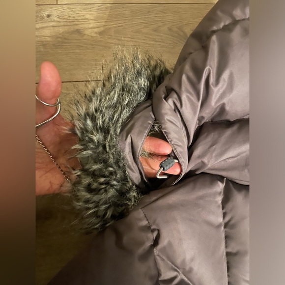 Isis Puffer Ski Jacket. Long. Removable fur hood trim. Flattering cut. Warm. - Picture 11 of 15